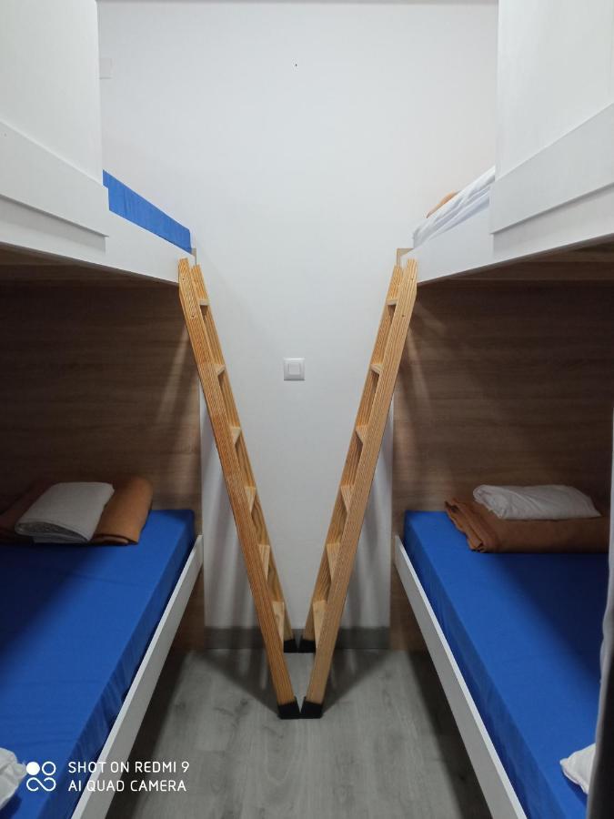 Albergue Alecer Кальдас-де-Рейс Екстер'єр фото