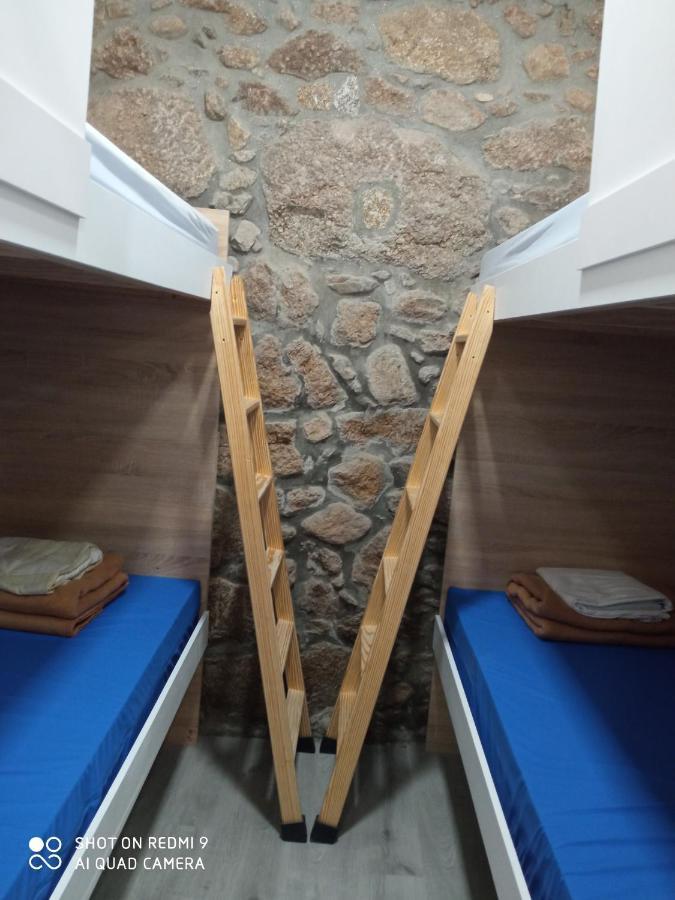 Albergue Alecer Кальдас-де-Рейс Екстер'єр фото
